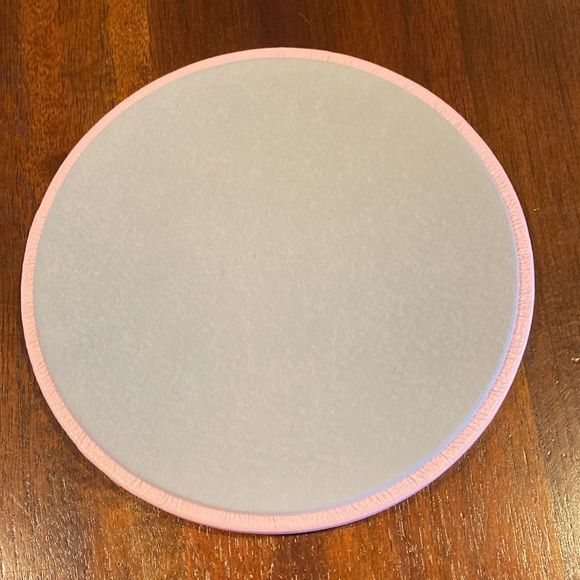 Pandora 20th Anniversary Pink Jewelry Box - Picture 4 of 8